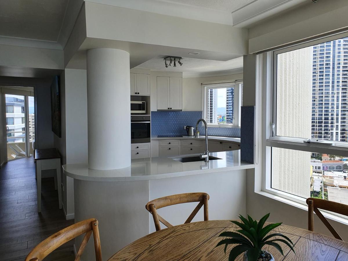 Zenith Ocean Front Apartments Χρυσή Ακτή Εξωτερικό φωτογραφία