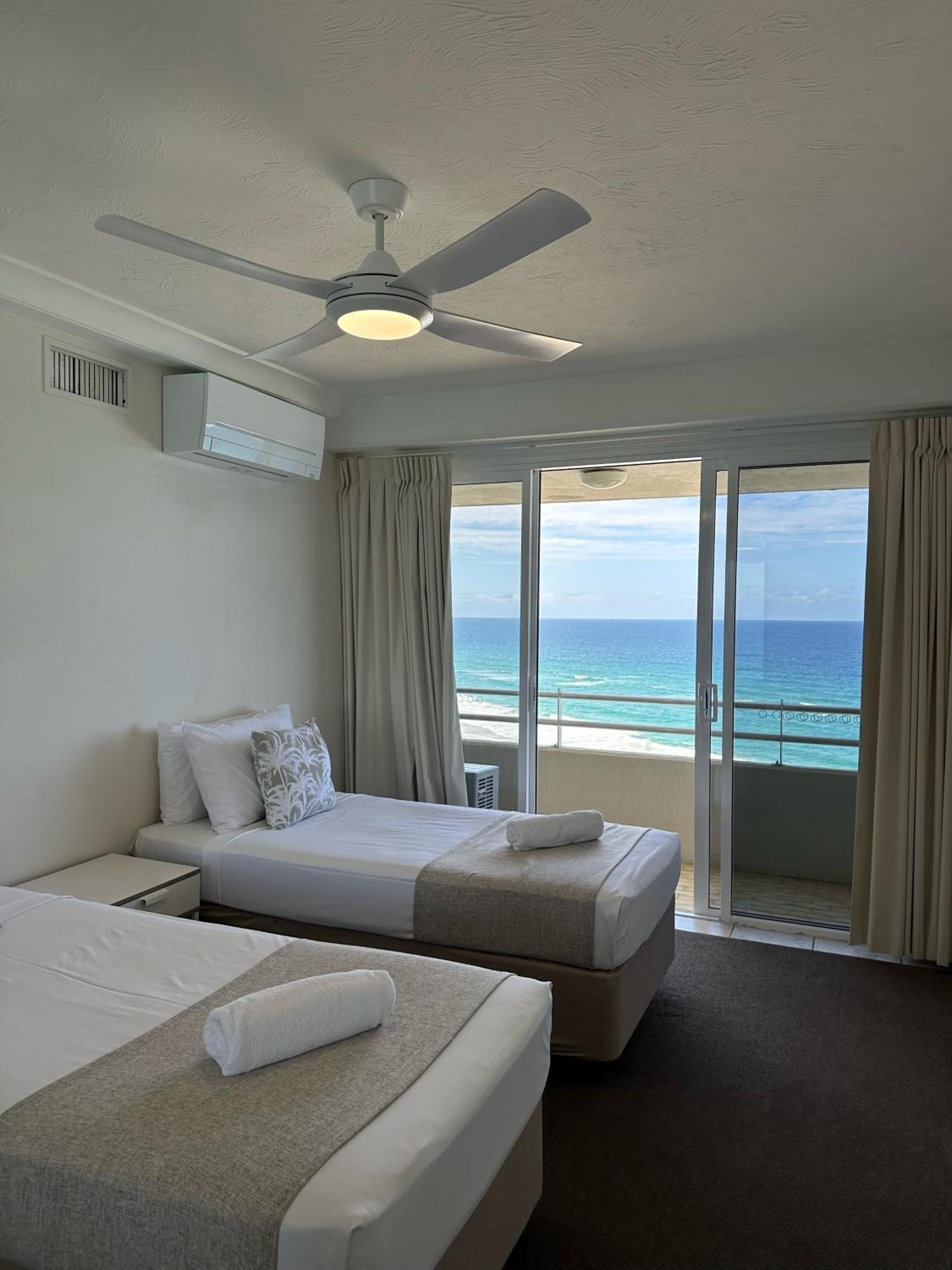 Zenith Ocean Front Apartments Χρυσή Ακτή Εξωτερικό φωτογραφία